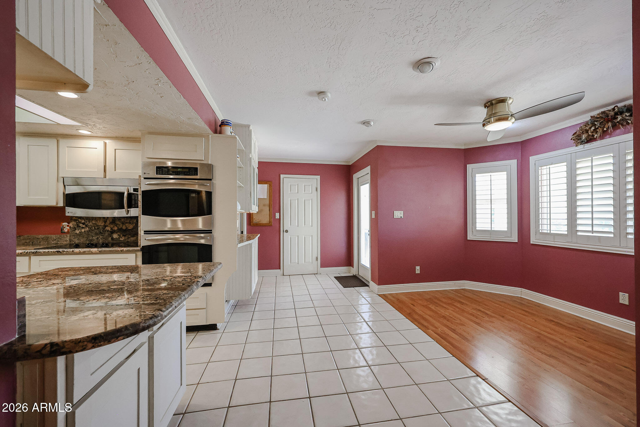 SIERRA BONITA UNIT 4 - Residential