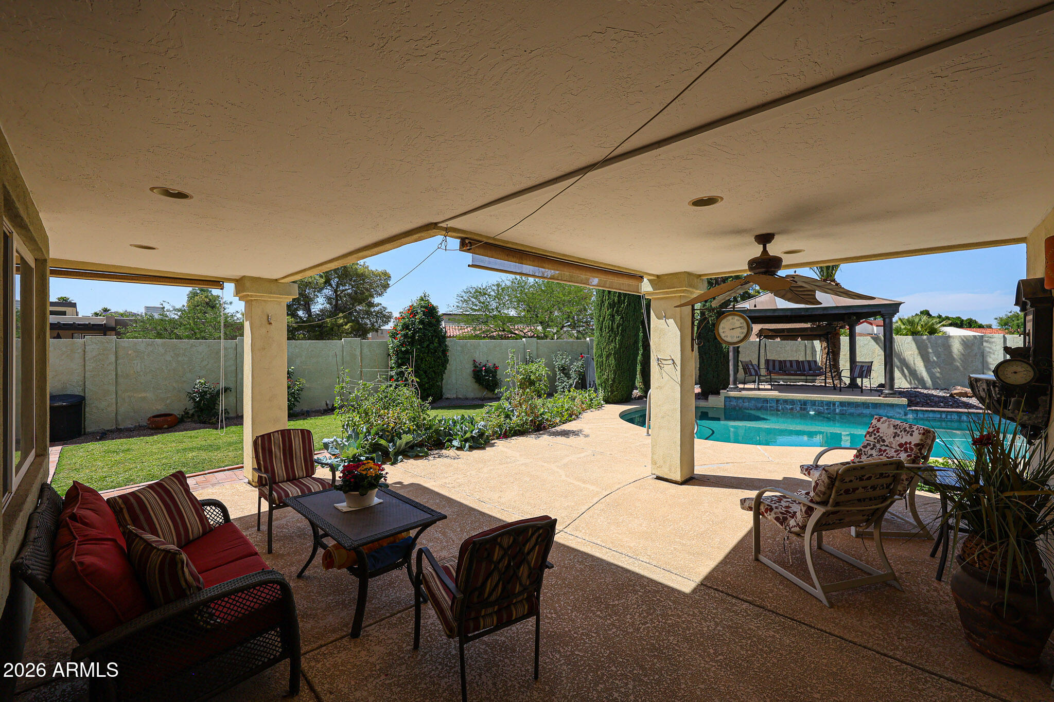 SIERRA BONITA UNIT 4 - Residential