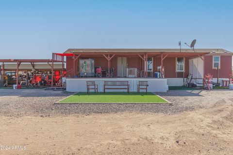 A home in Tonopah