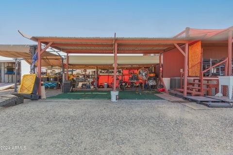 A home in Tonopah