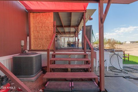 A home in Tonopah