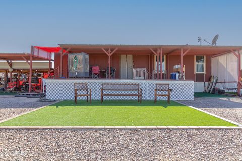 A home in Tonopah