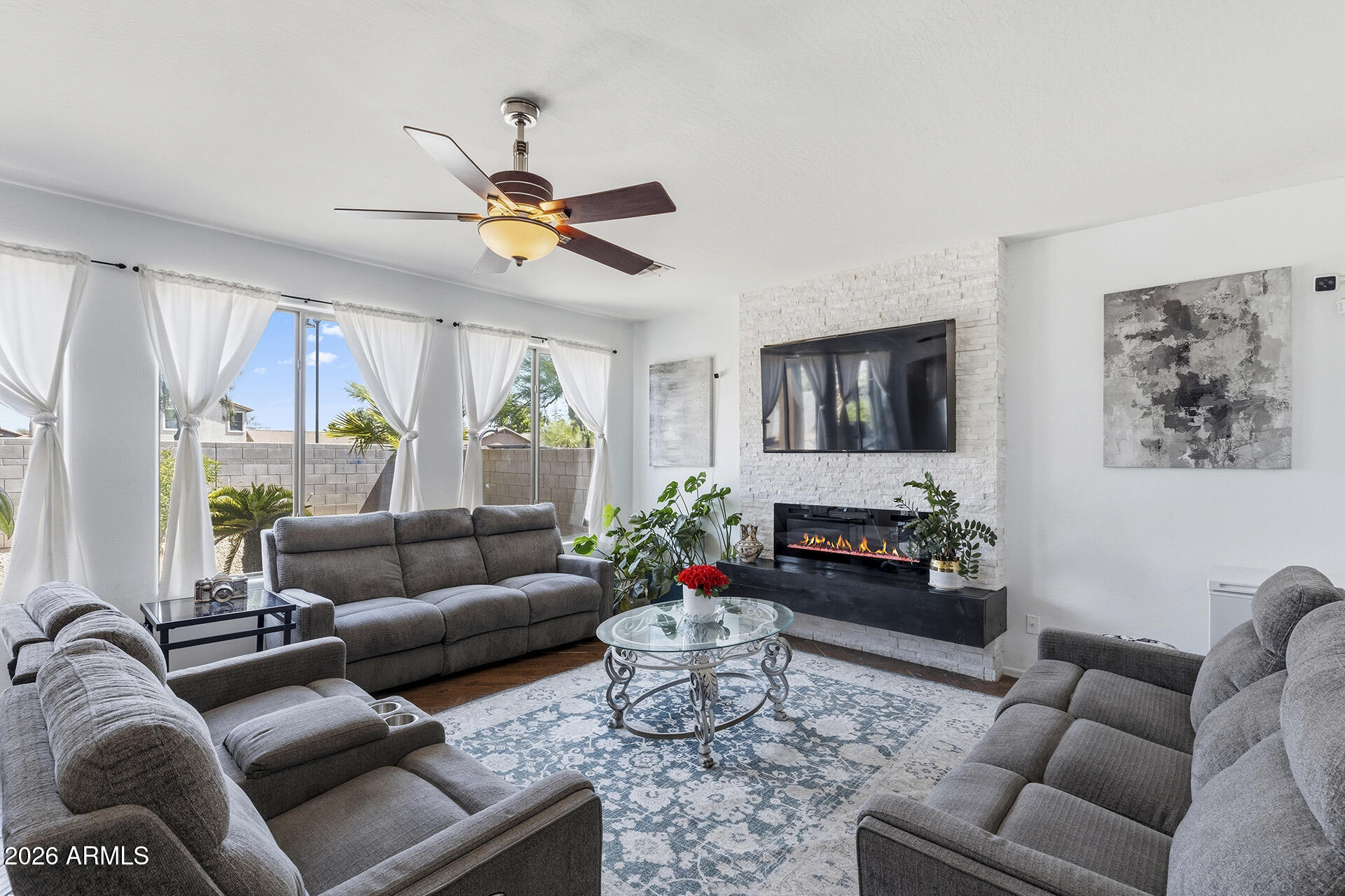 THE VILLAGES AT RANCHO EL DORADO - Residential