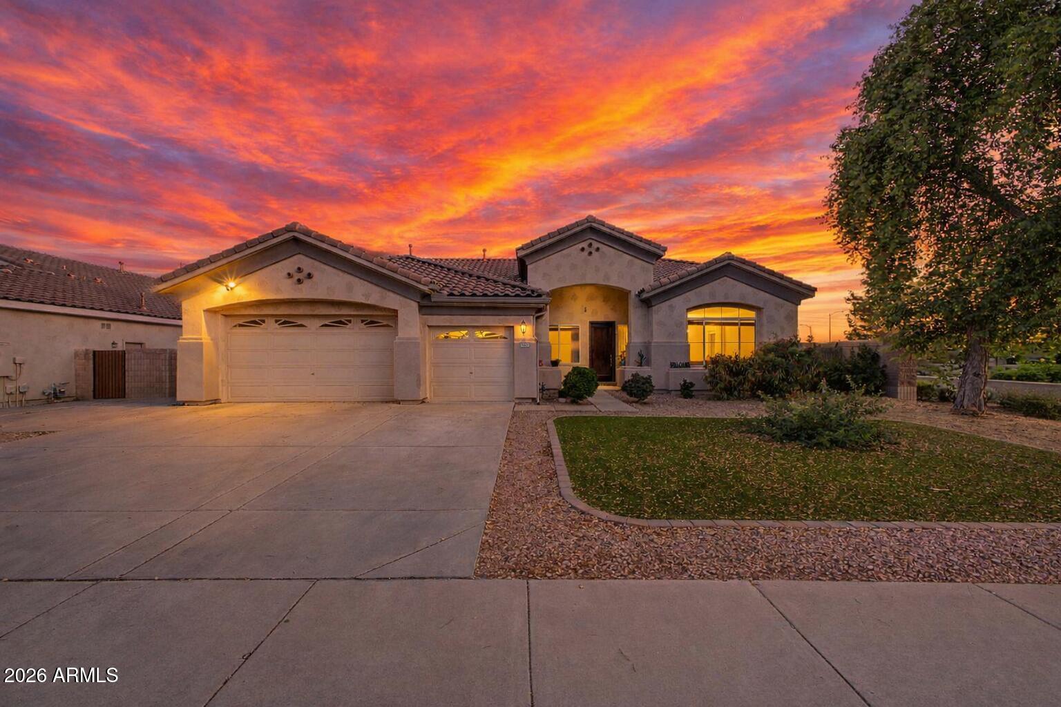 8663 W YUKON Drive