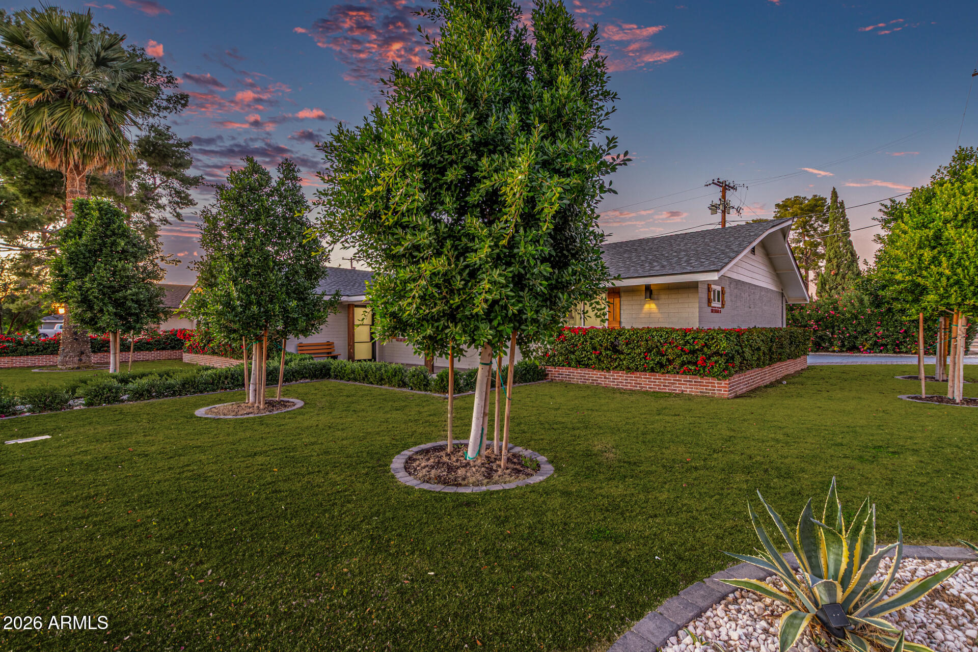 8344 E HAZELWOOD Street