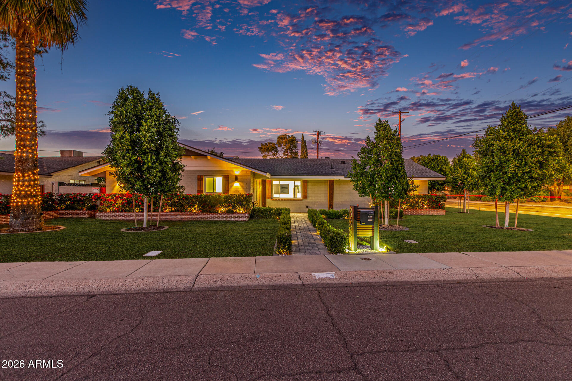 8344 E HAZELWOOD Street