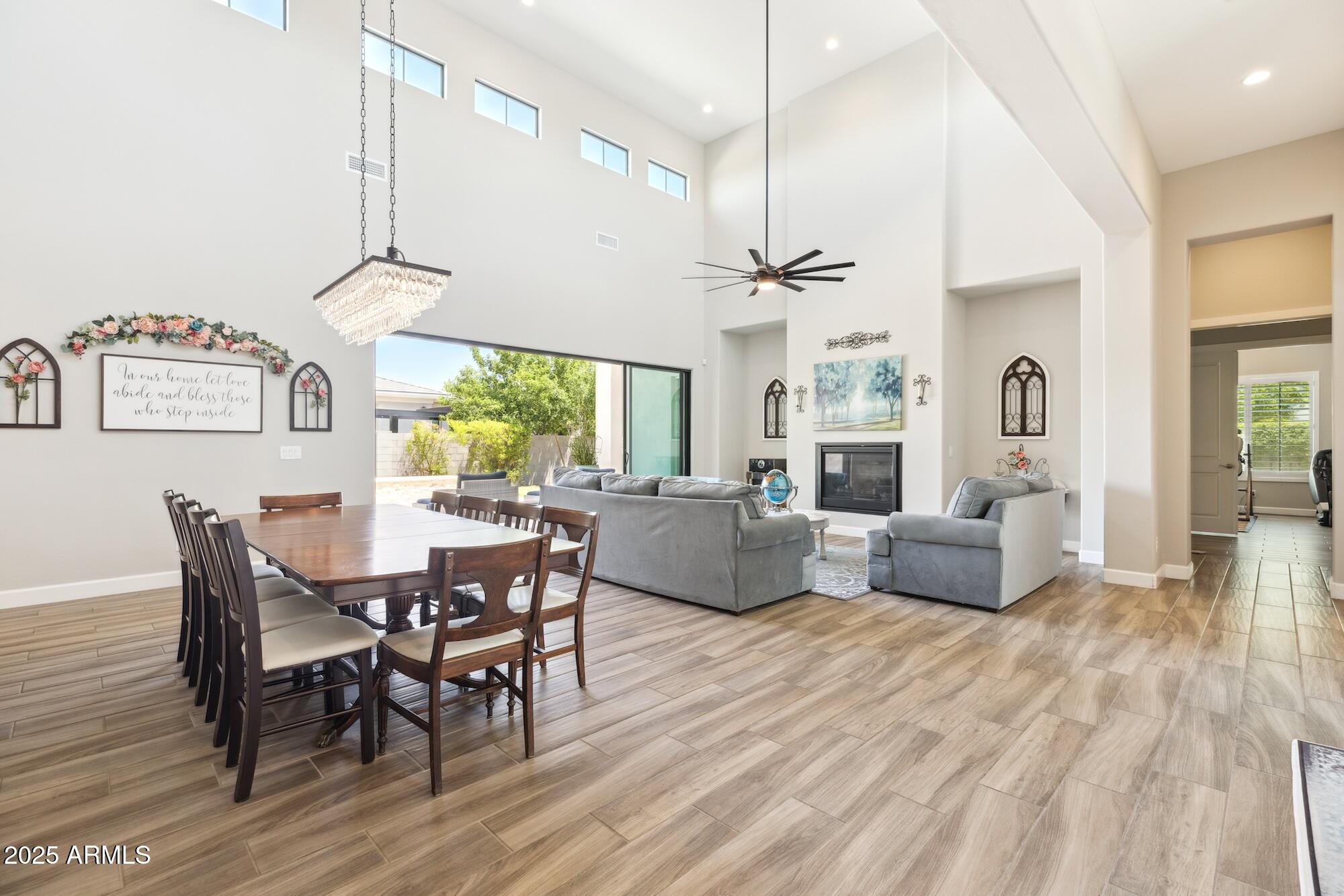 2630 E LOVEBIRD Lane