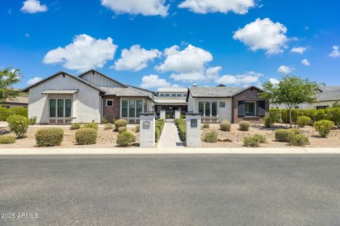 2630 E LOVEBIRD Lane Gilbert AZ 85297
