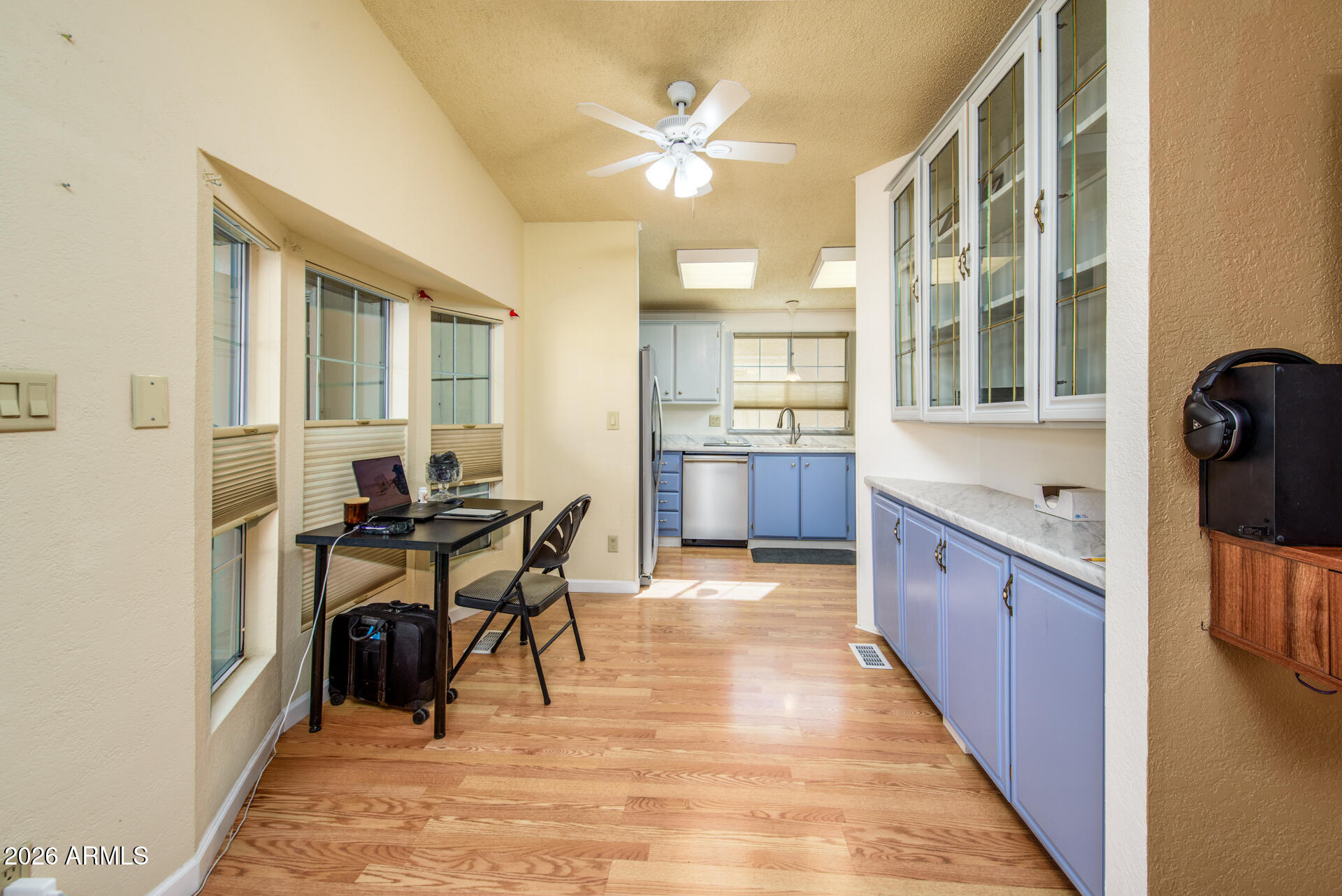 1776 E AUGUSTA Avenue