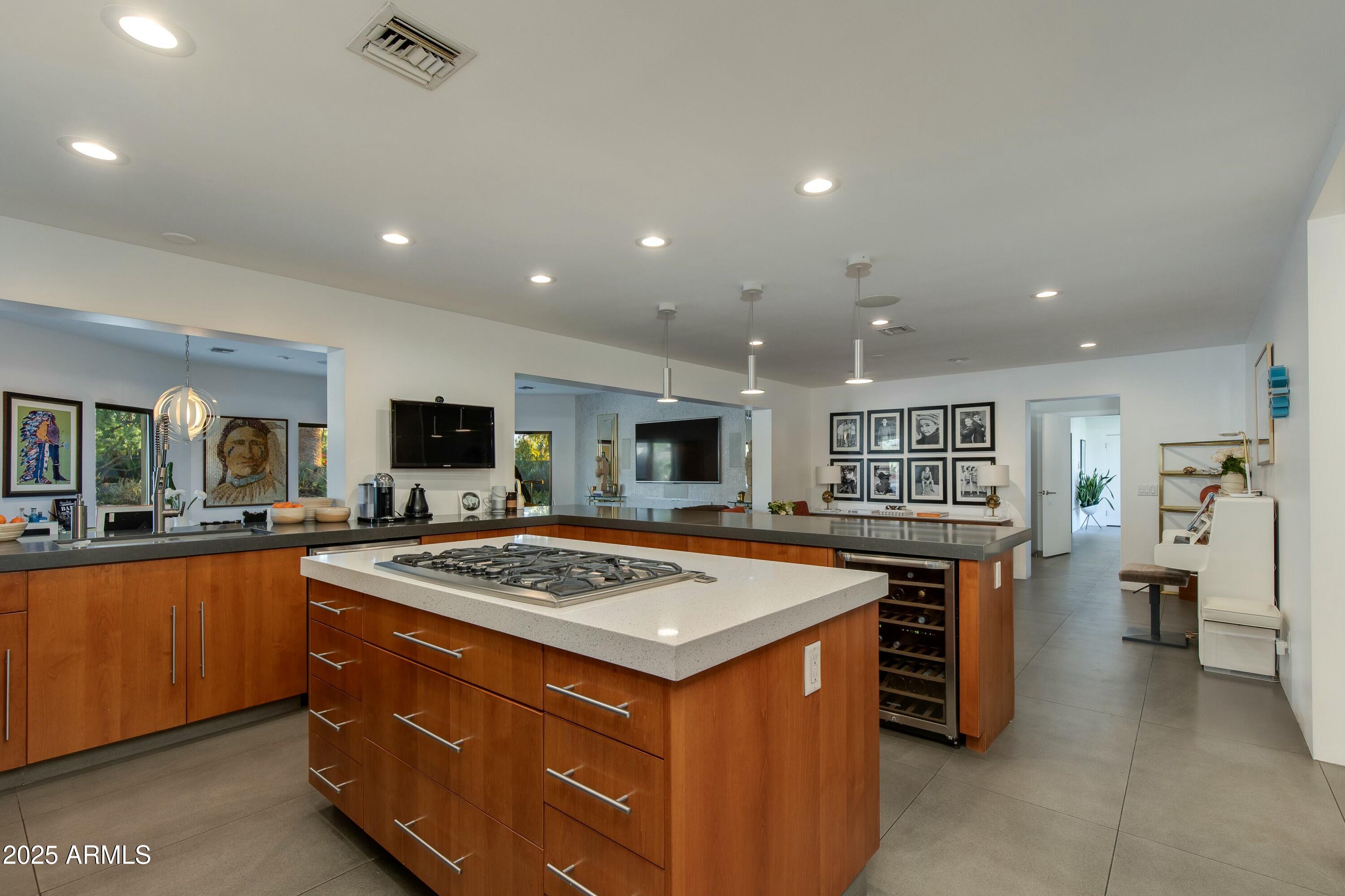 3601 N 55TH Place