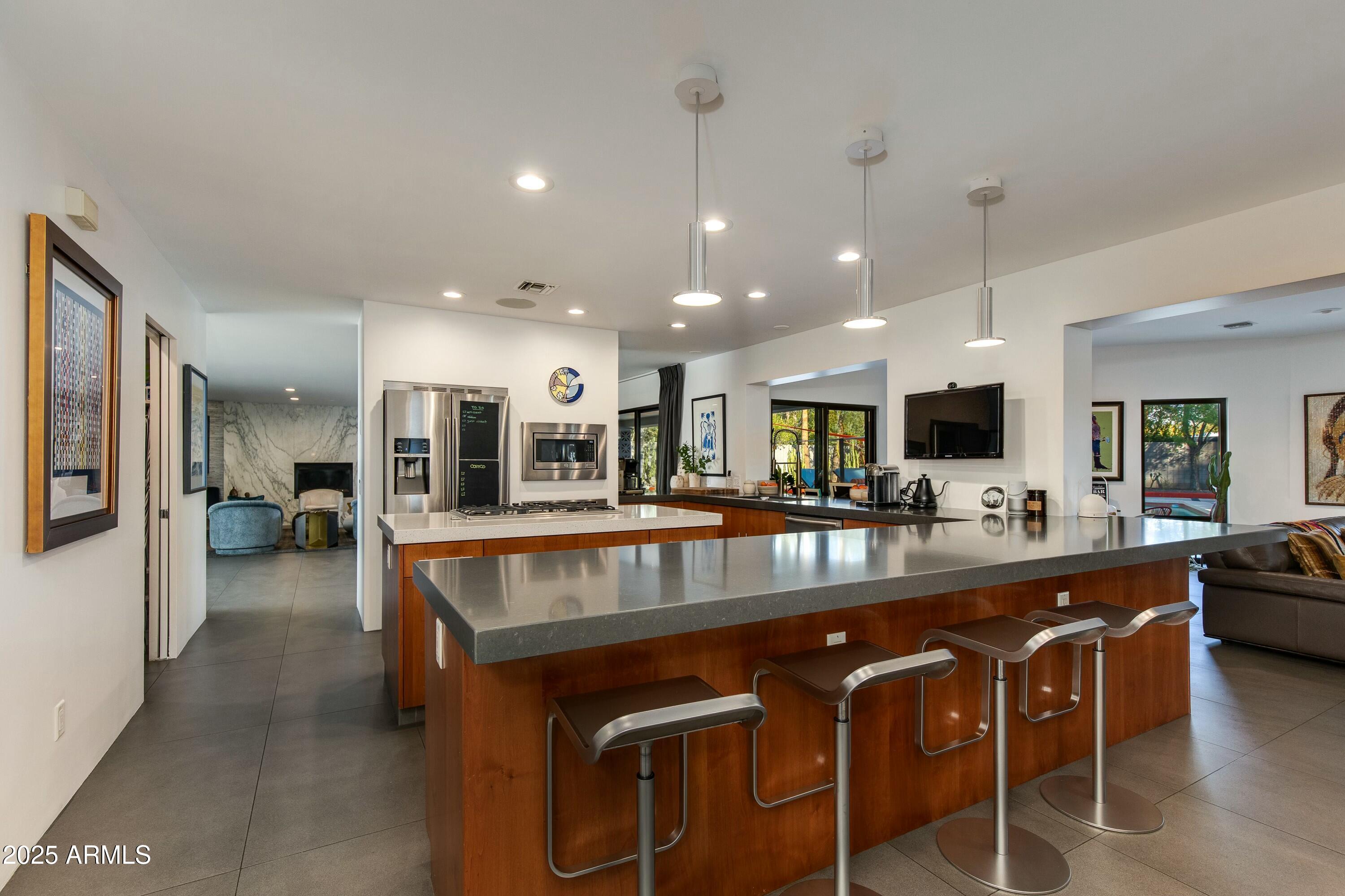 3601 N 55TH Place