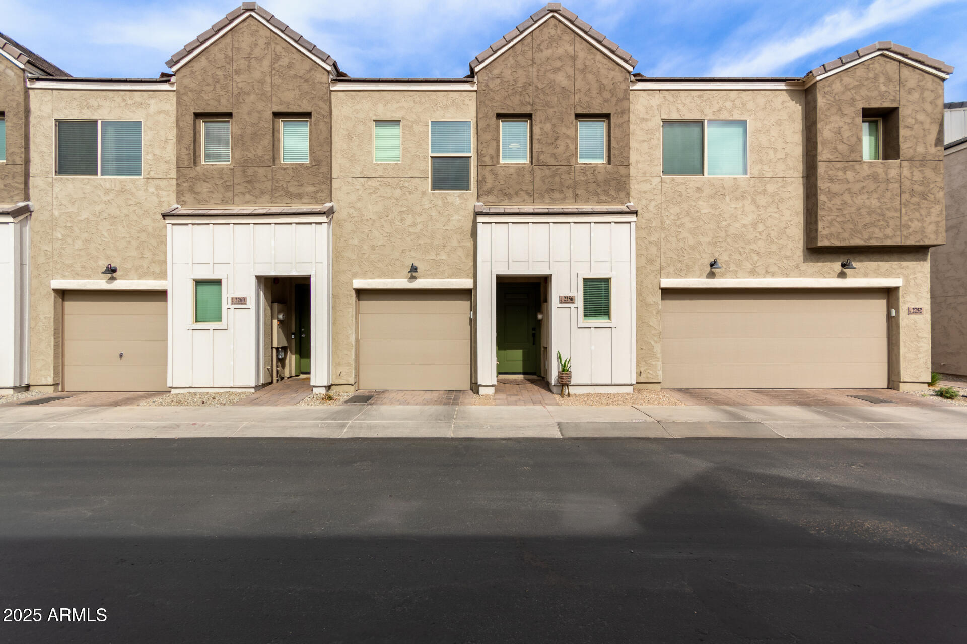 2256 W LAURIE Lane