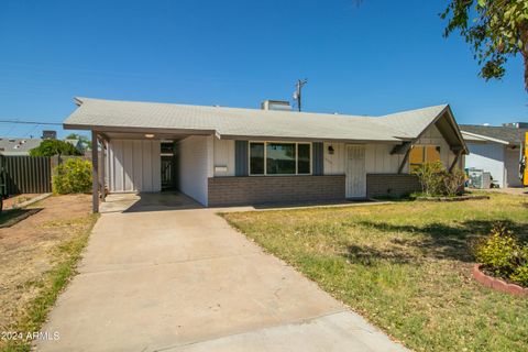Single Family Residence in Phoenix AZ 3536 HARMONT Drive.jpg