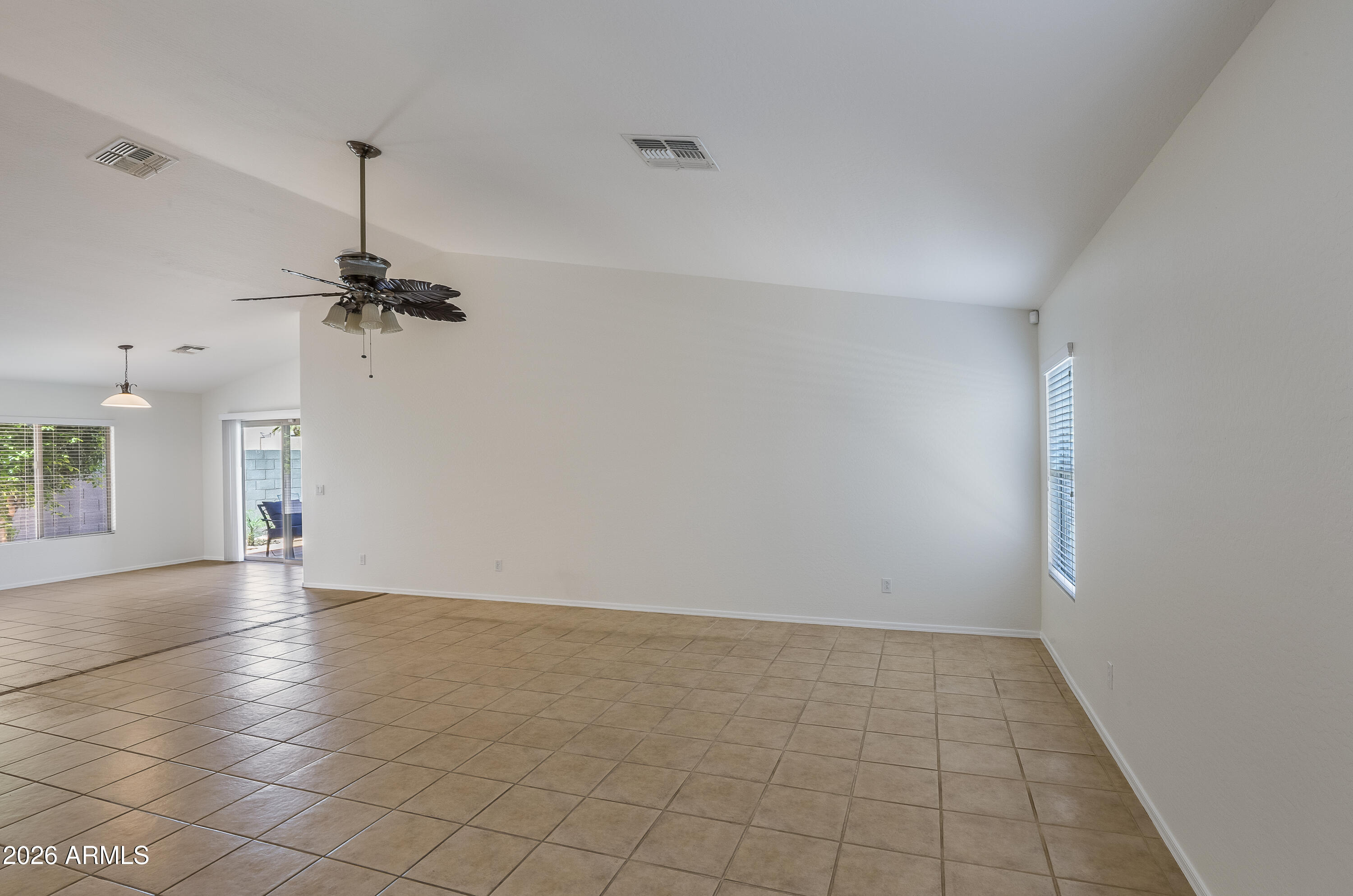 17734 W REDFIELD Road