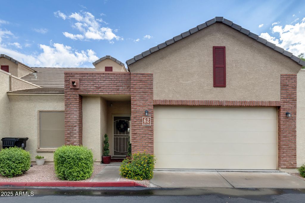 Photo of 2565 E Southern Avenue #62, Mesa, AZ 85204 (MLS # 6931822)