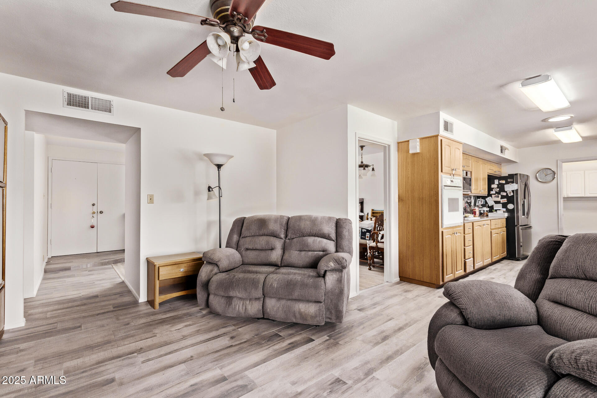 3248 E WINDROSE Drive