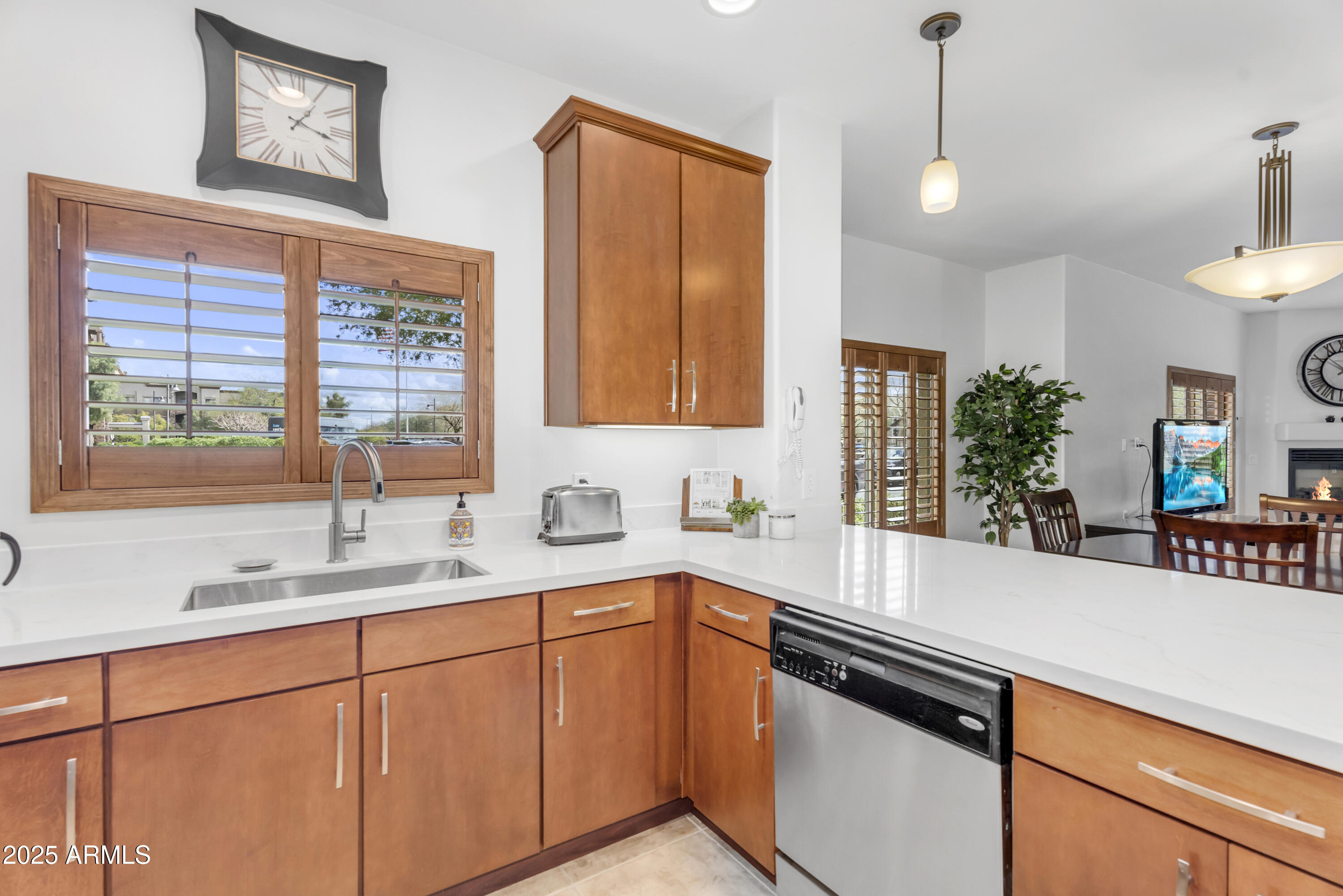 5350 E DEER VALLEY Drive 1419