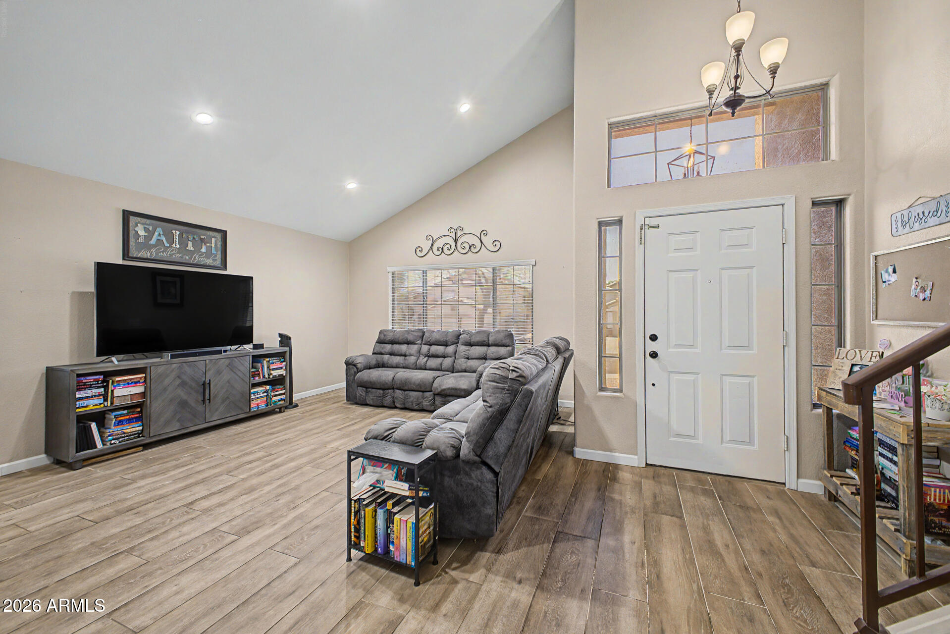 6421 W LARIAT Lane