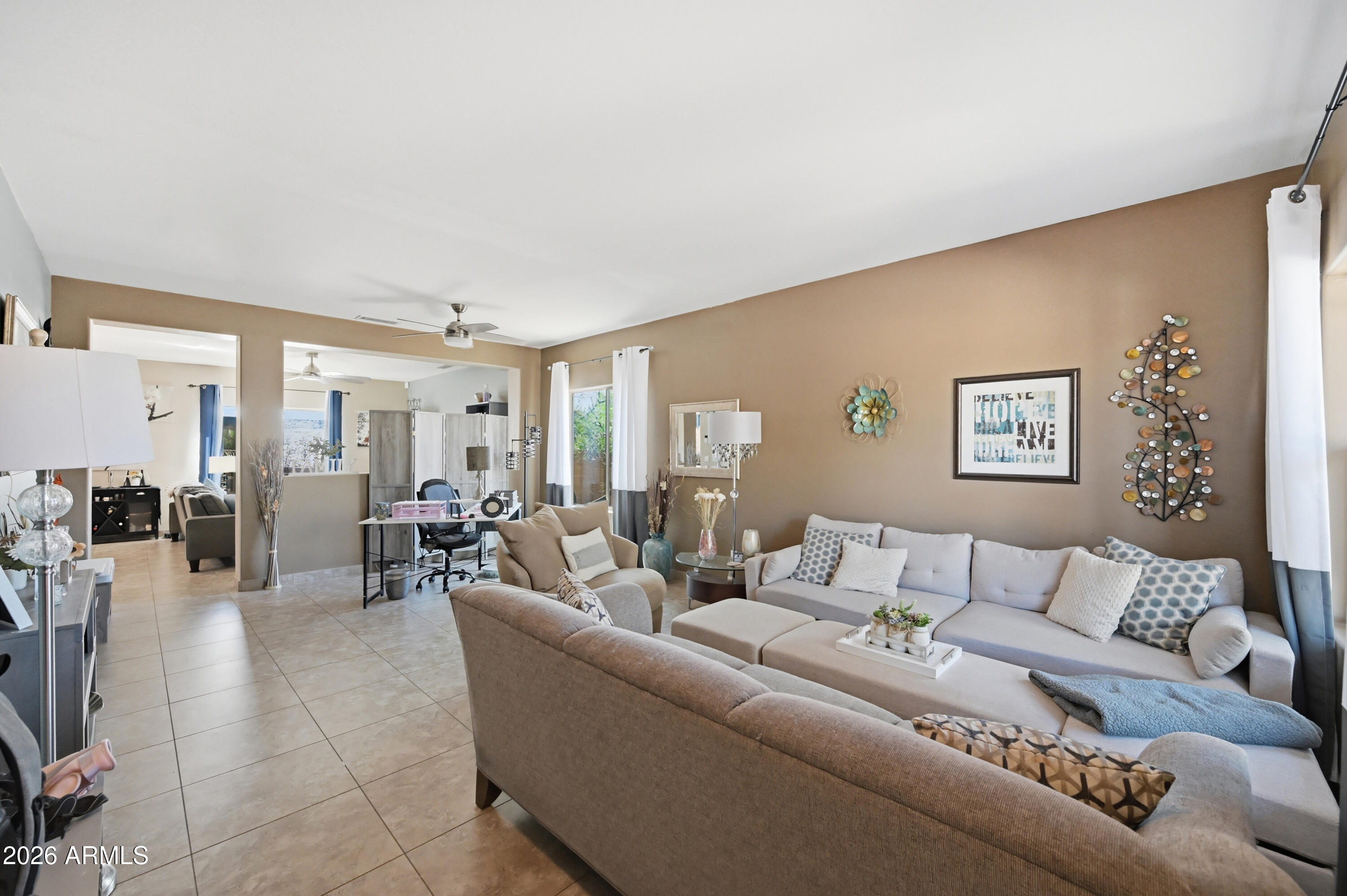 893 E COTTON FARM Lane