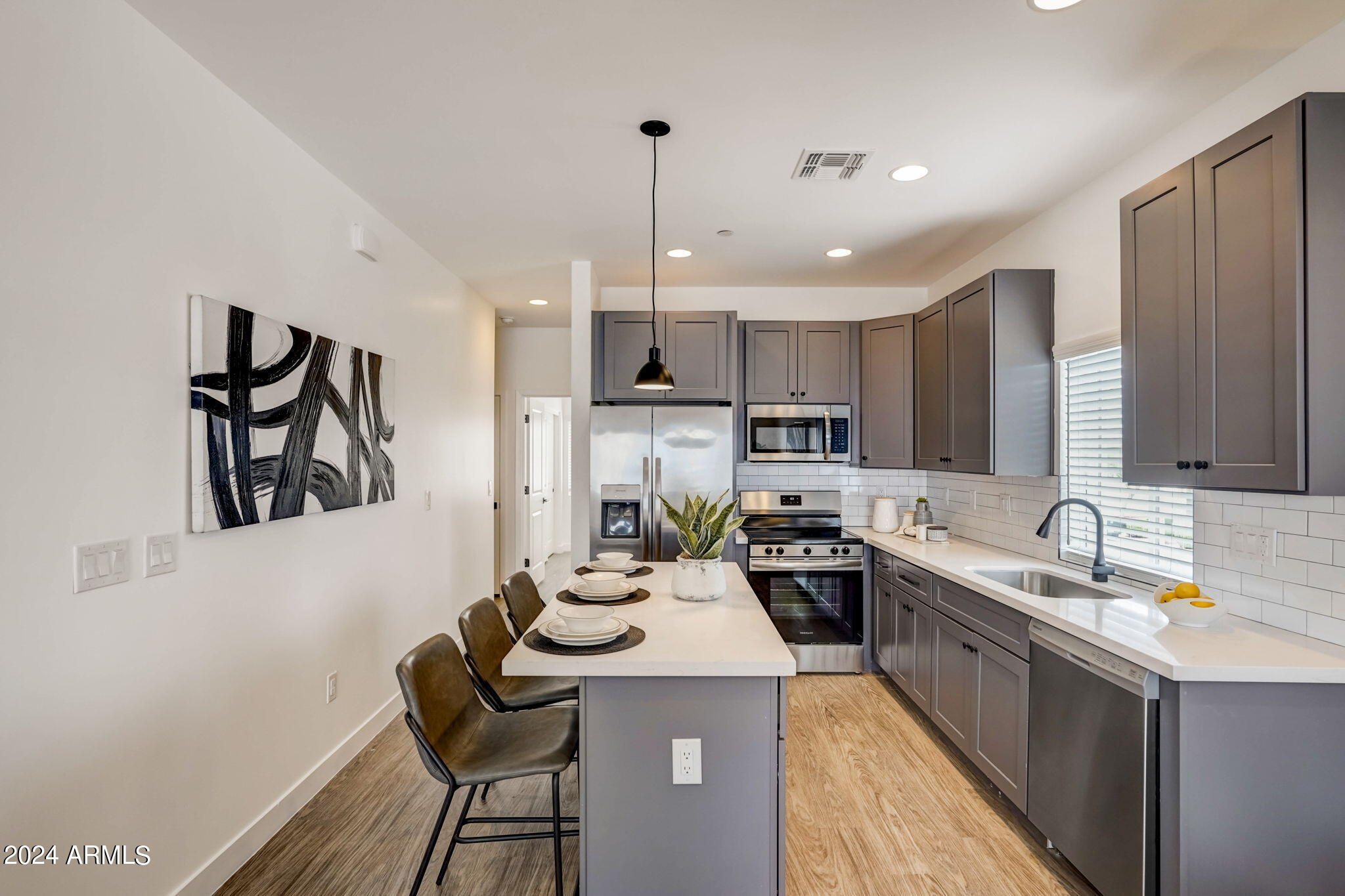 3645 E EARLL Drive 13