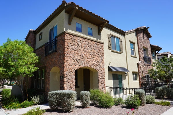 1885 E FRYE RD UNIT 102, GILBERT, AZ 85295 - Image be79683a4fa62a8d4de8d1924363bd22/1643210232