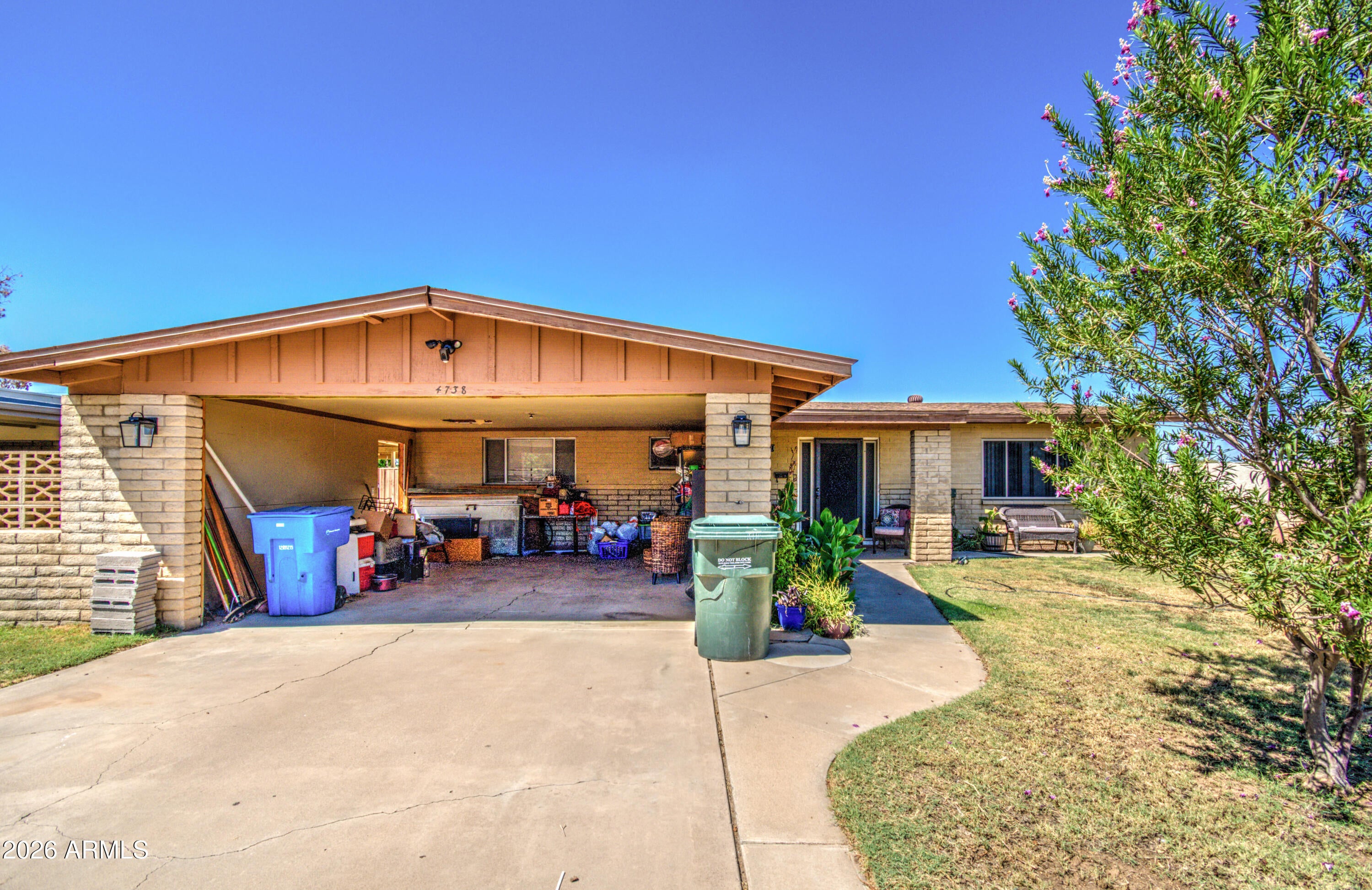 4738 N 40TH Drive