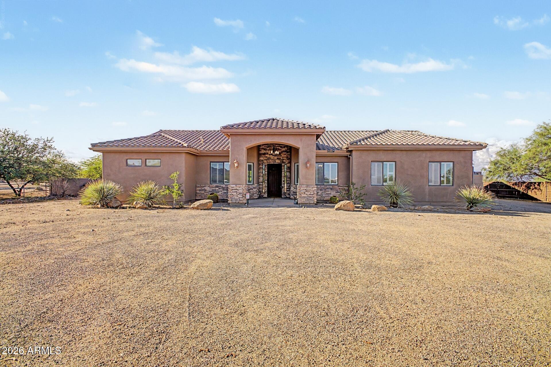 14032 E Cavedale Drive