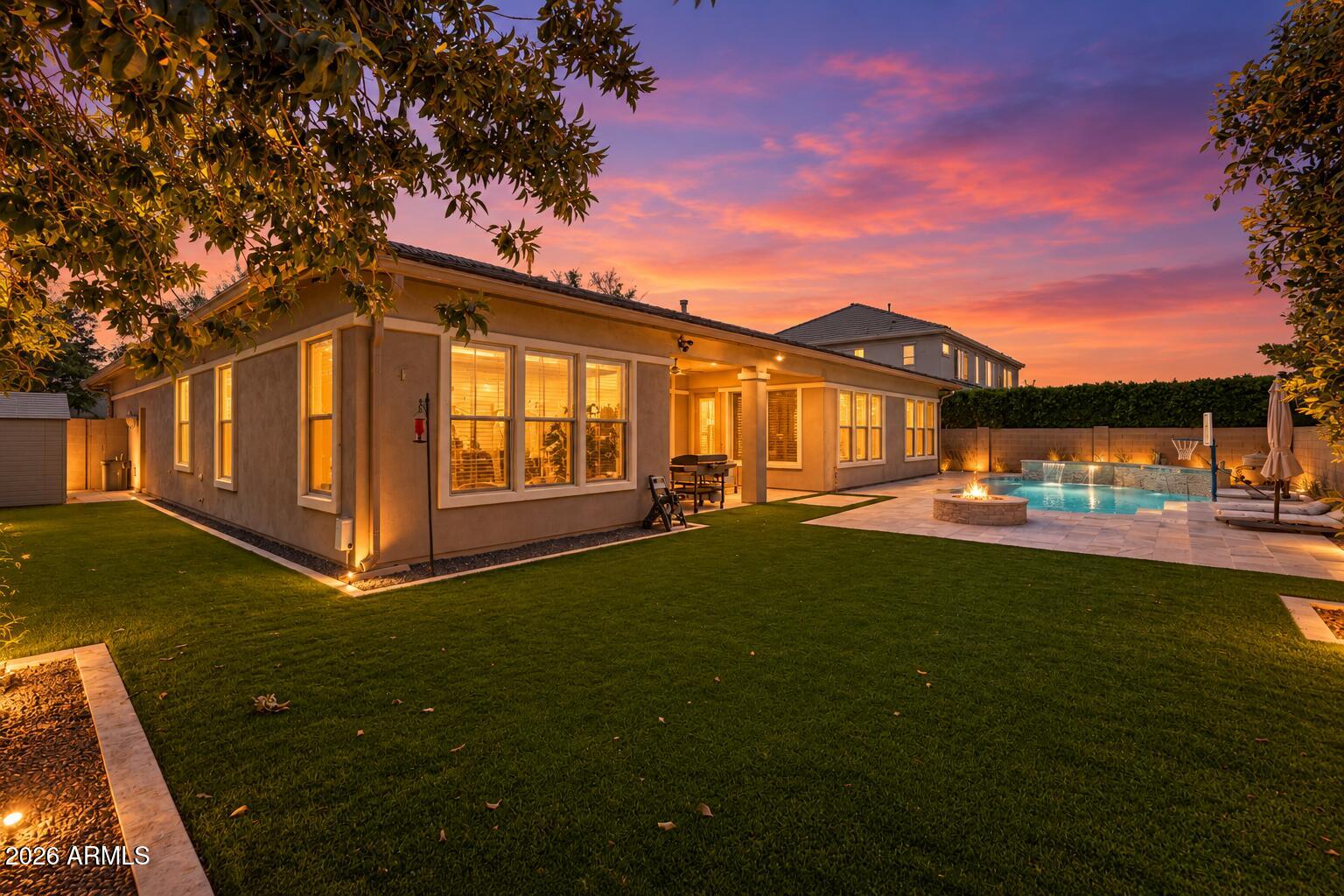 3158 E SIERRA MADRE Avenue