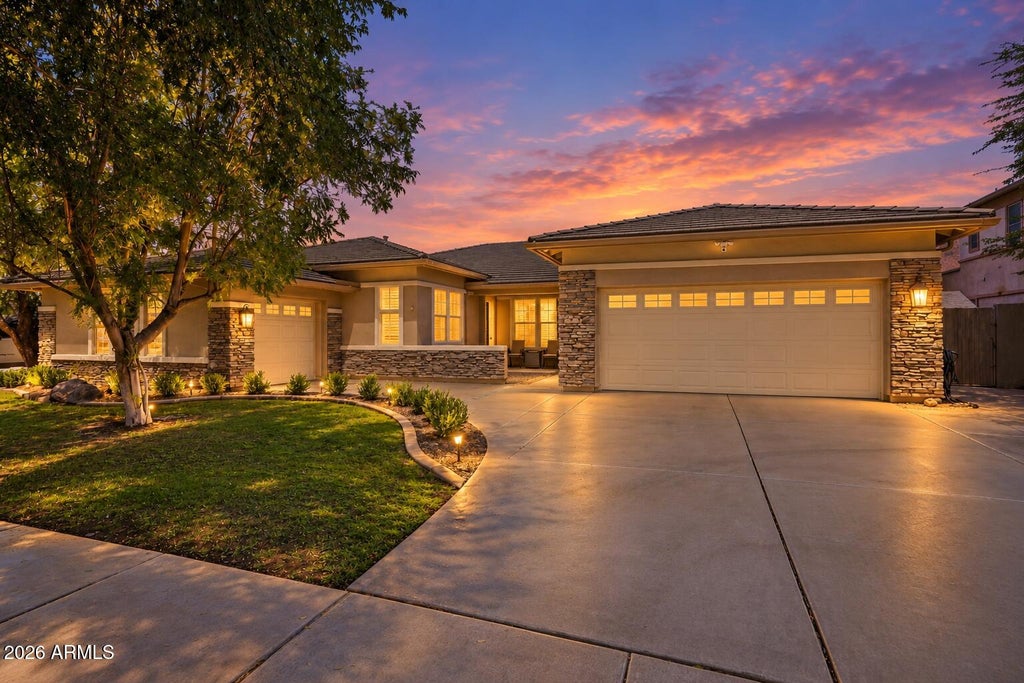 Photo of 3158 E Sierra Madre Avenue, Gilbert, AZ 85296 (MLS # 7076568)