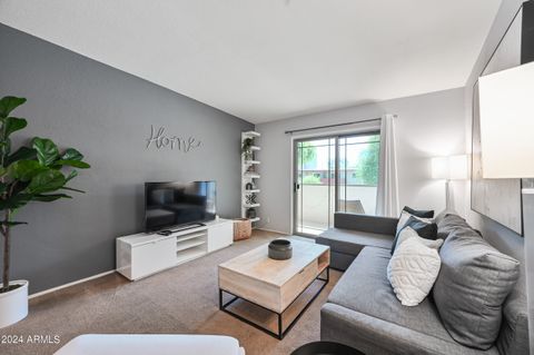 Photo of 357 E Thomas Road #A208, Phoenix, AZ 85012 (MLS # 6884346)