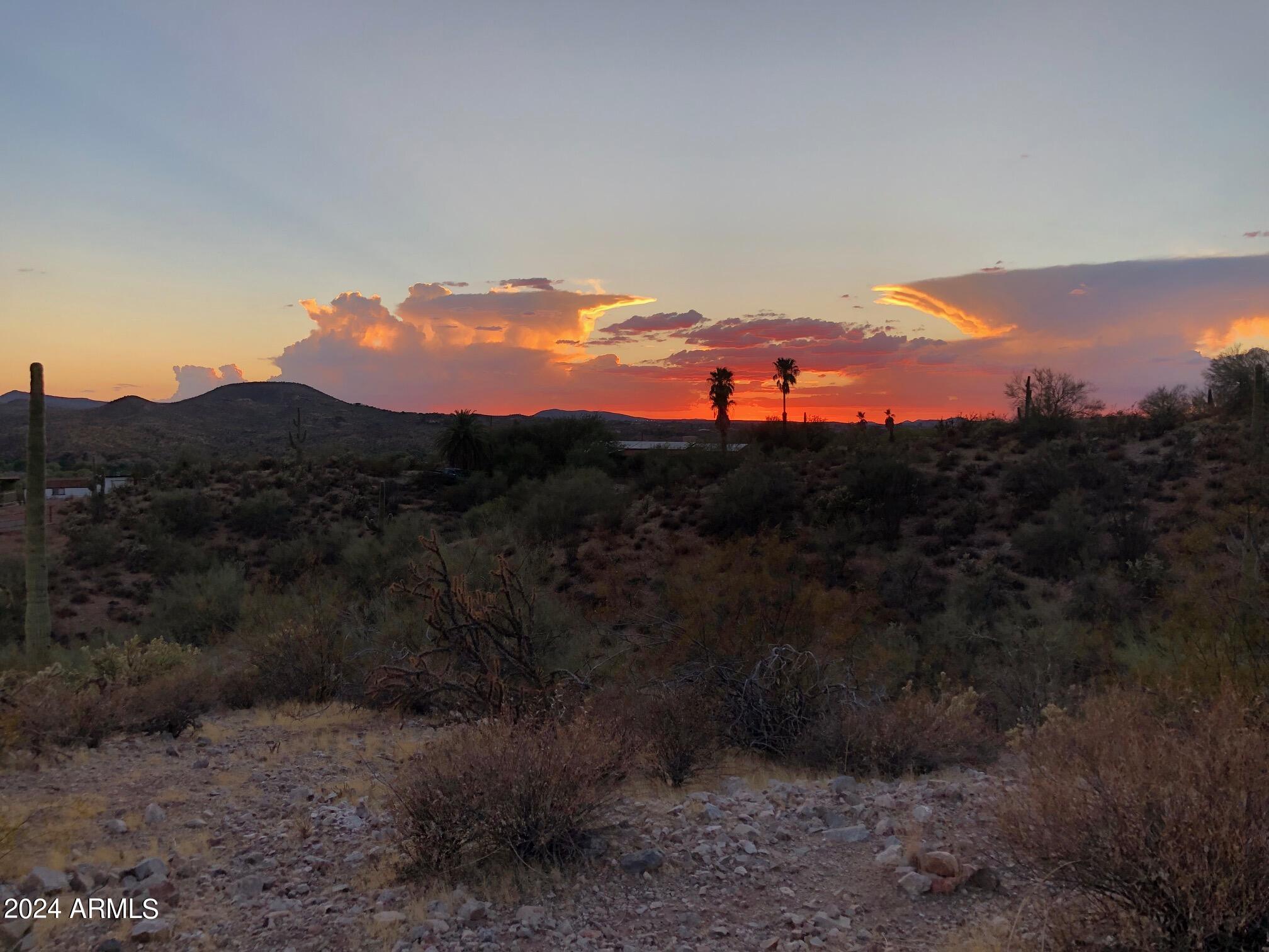 518XX N Mockingbird Trail -