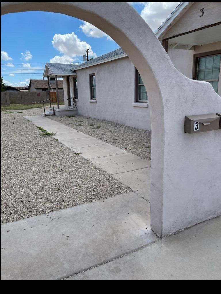 143 W Pima Avenue Apt 2