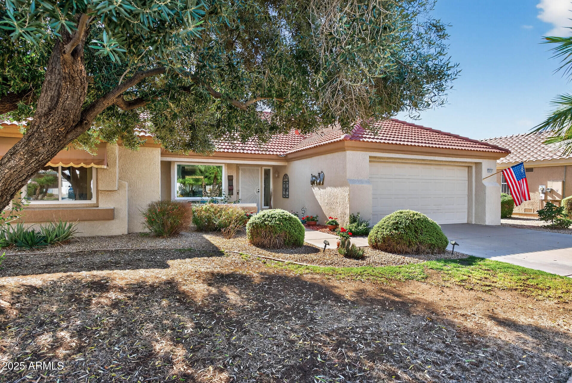 14111 W CIRCLE RIDGE Drive