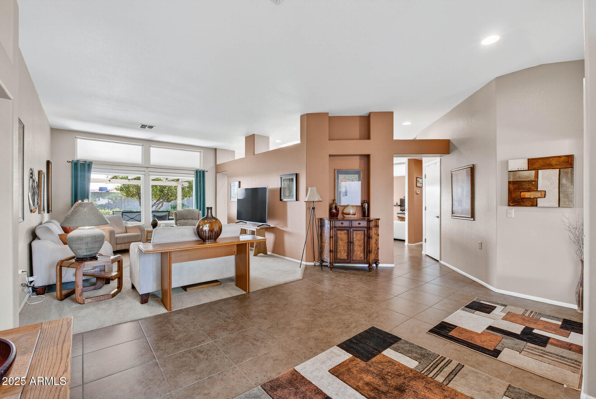 14111 W CIRCLE RIDGE Drive