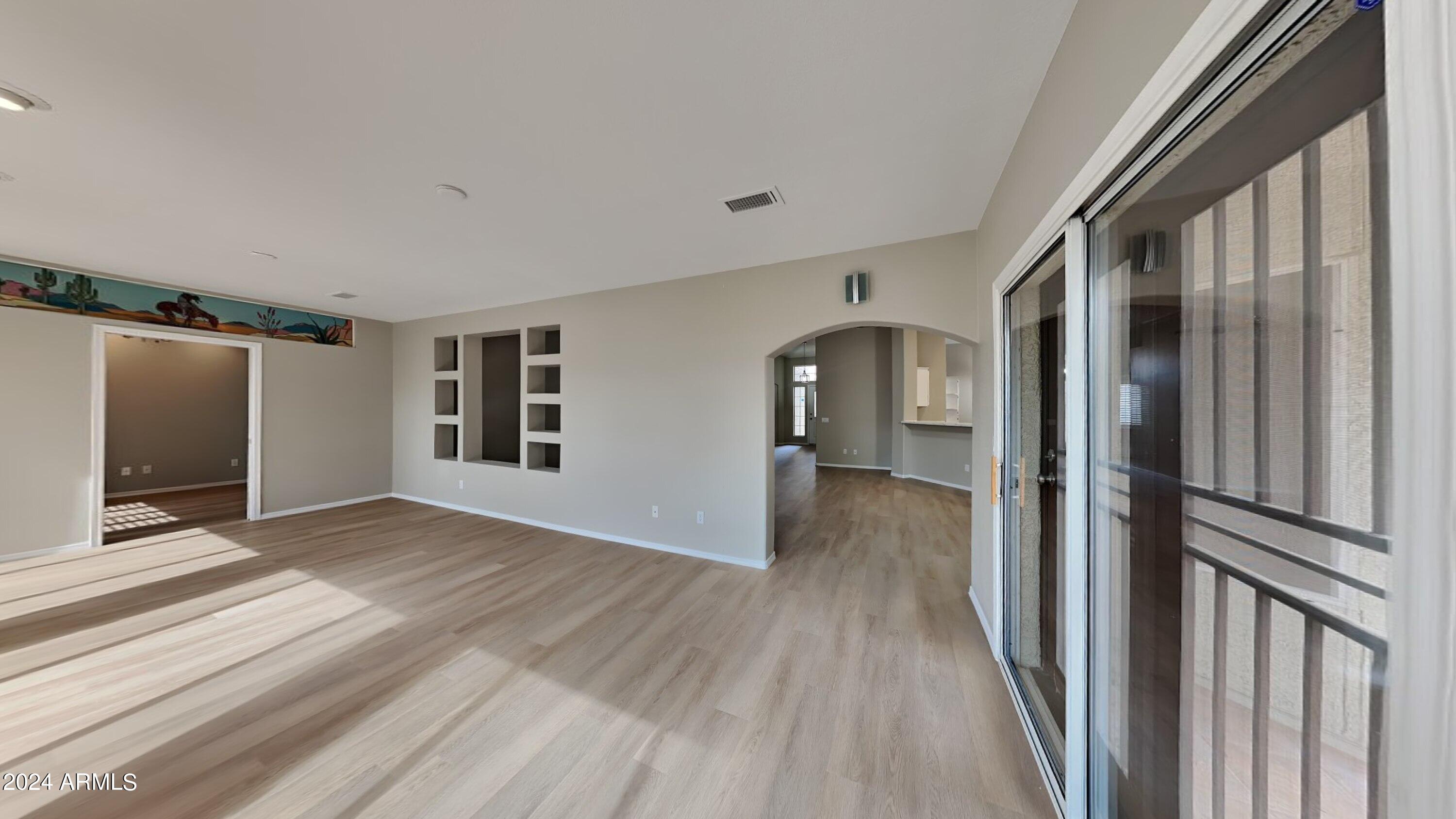 9421 E CEDAR WAXWING Drive