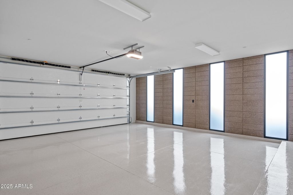 listing image 80
