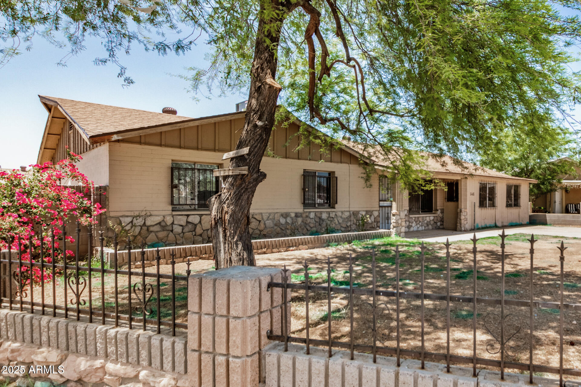 6426 W MULBERRY Drive