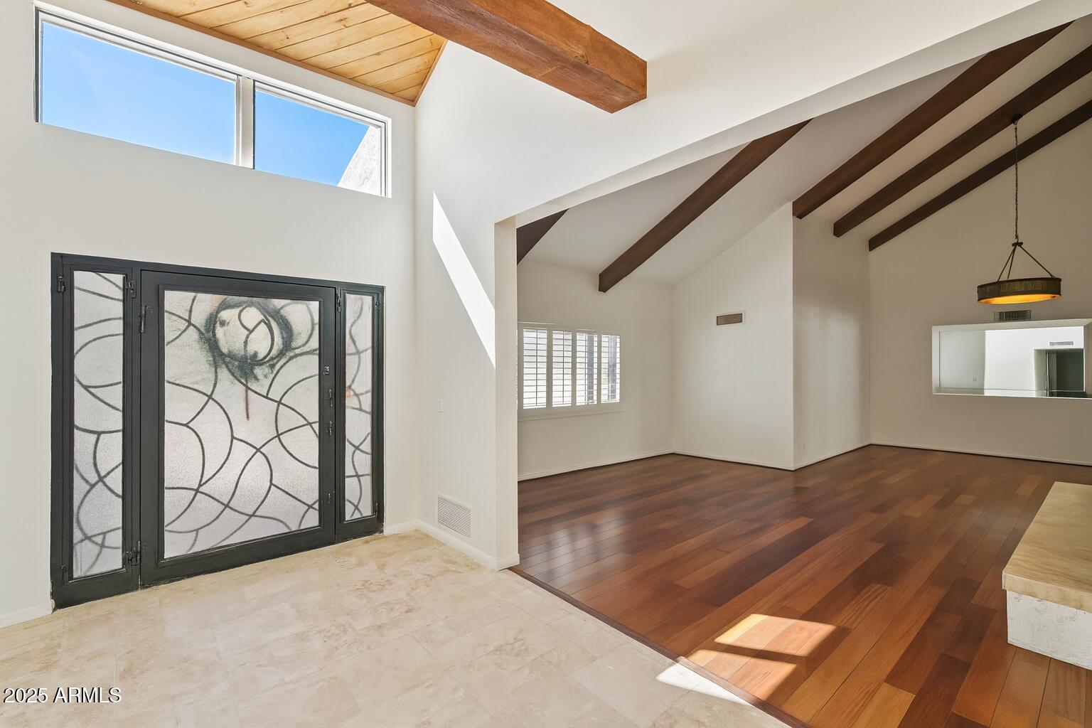 540 E CERCADO Lane