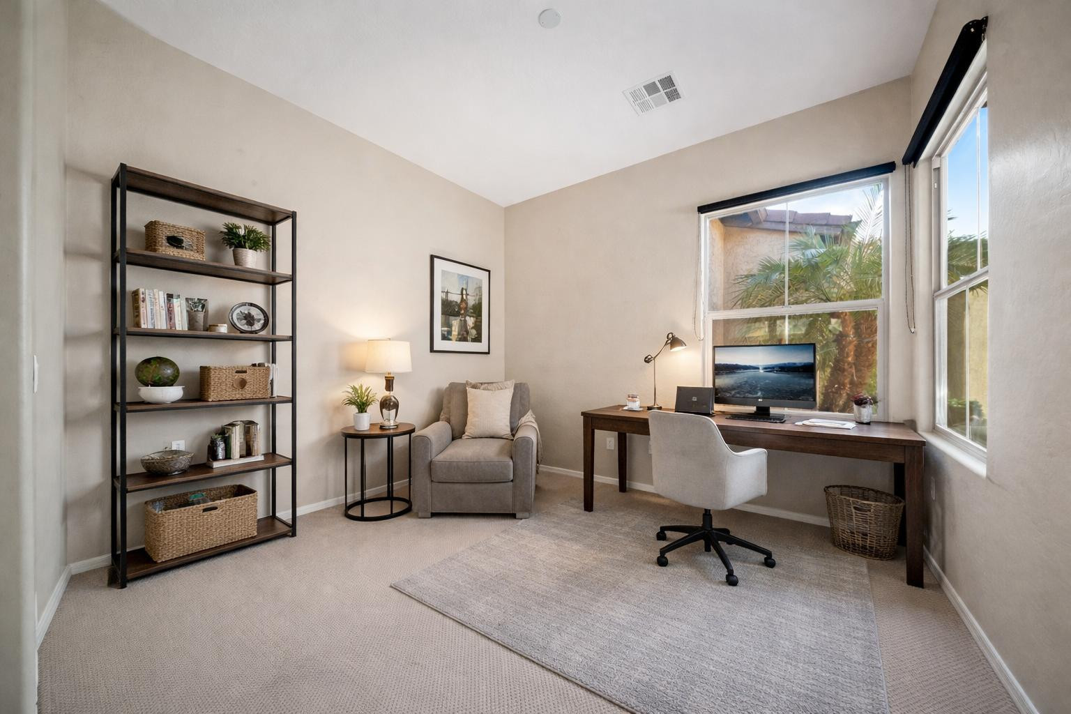 13042 W Pinnacle Vista Drive