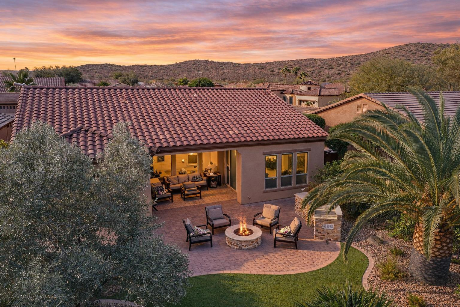 13042 W Pinnacle Vista Drive