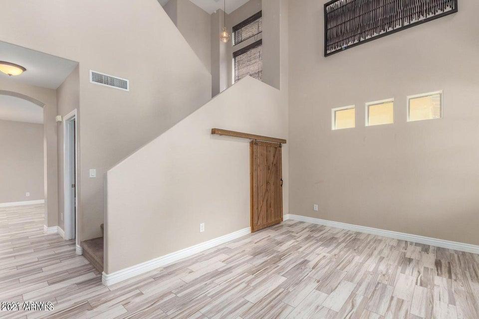3828 E Bridgeport Parkway