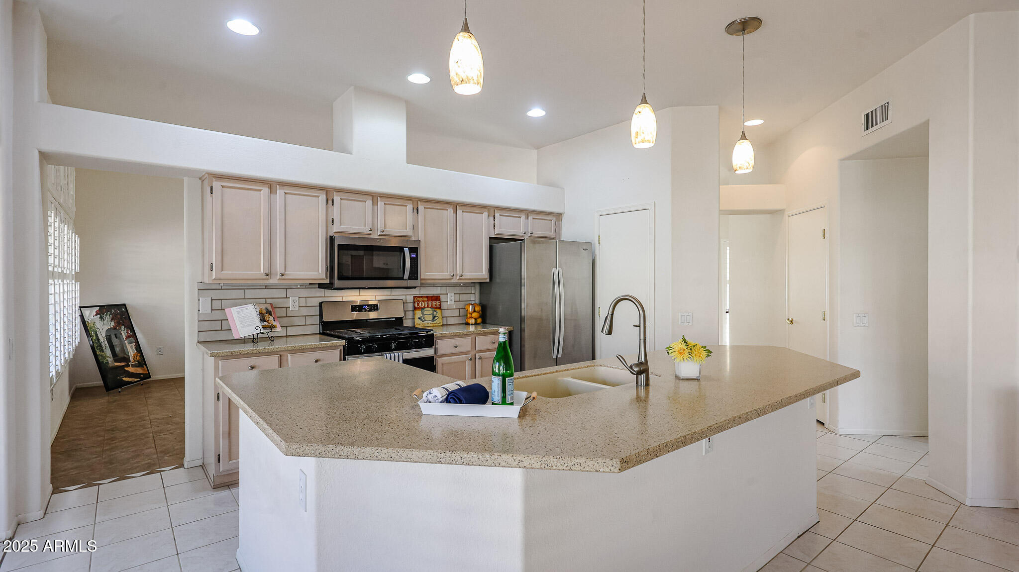 14204 W WAGON WHEEL Drive