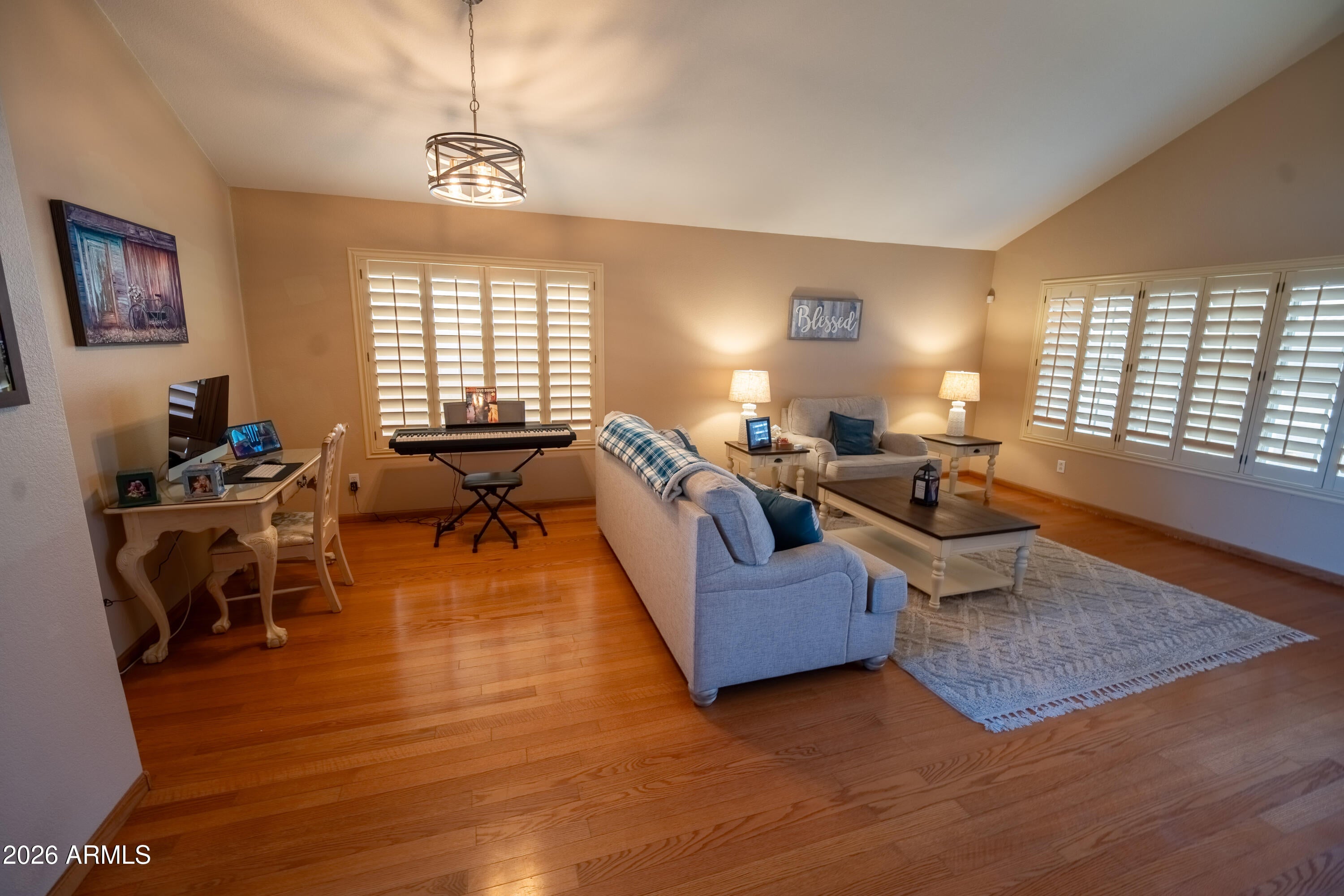 324 E ARABIAN Drive
