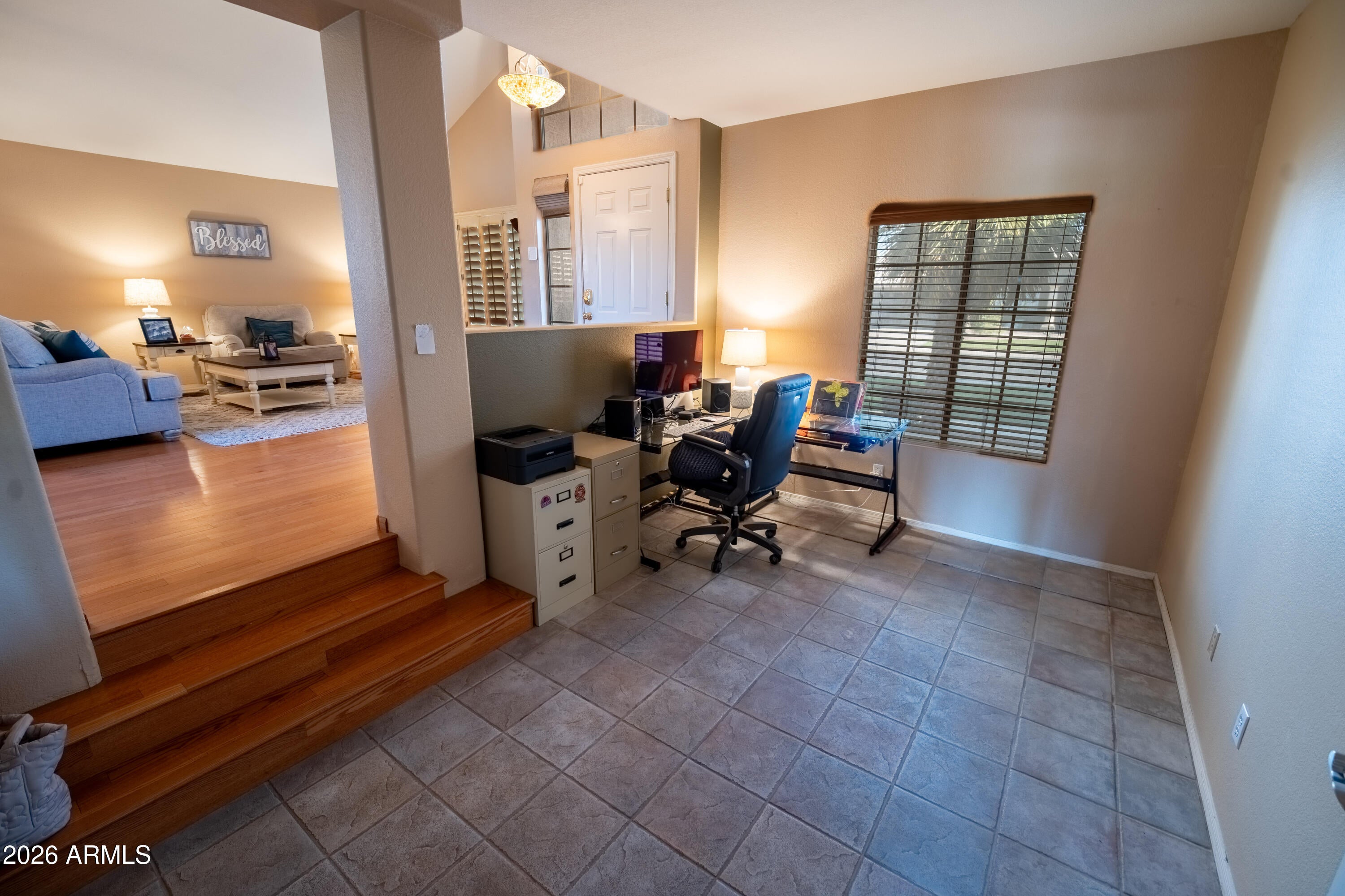 324 E ARABIAN Drive