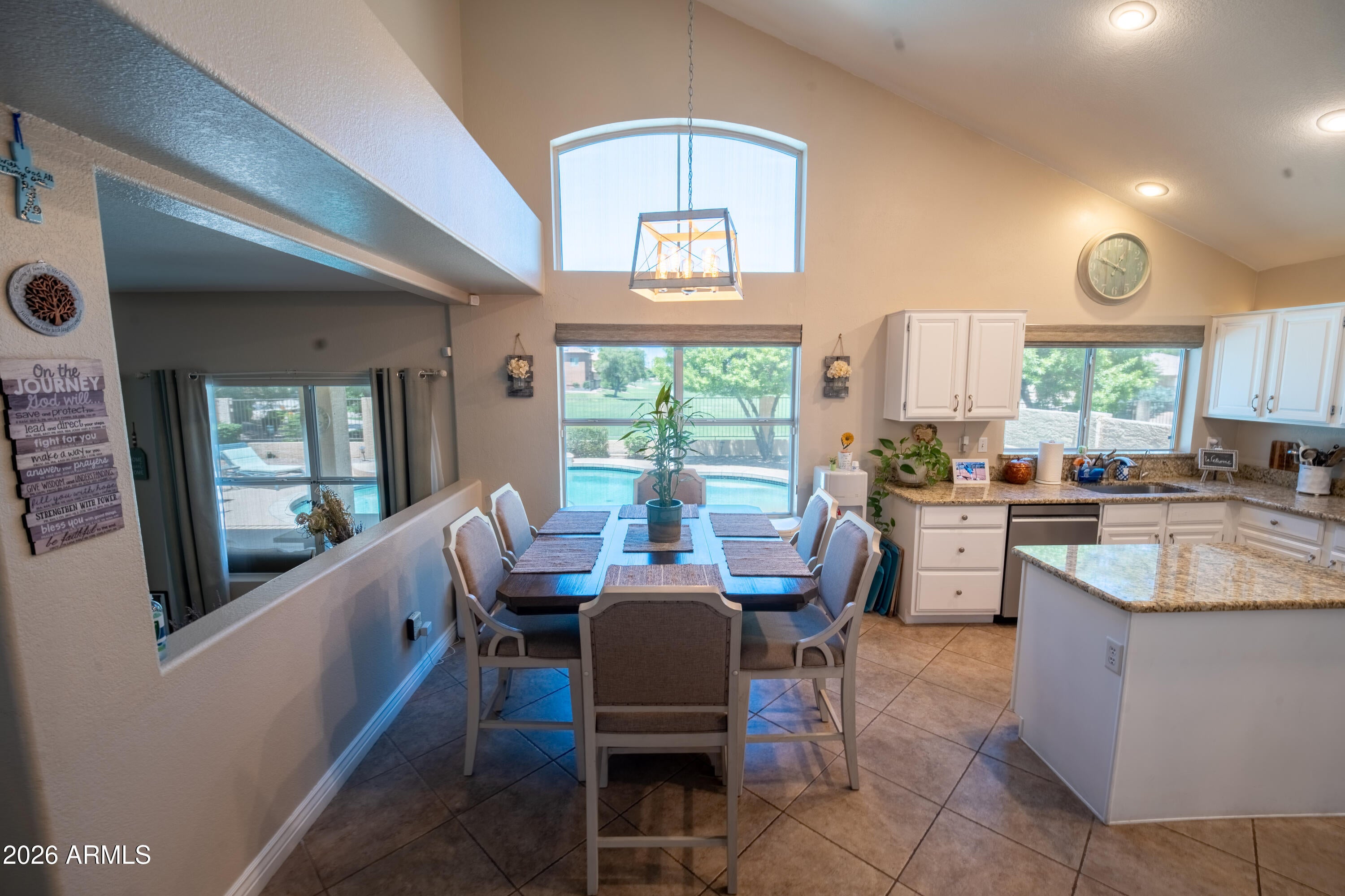 324 E ARABIAN Drive