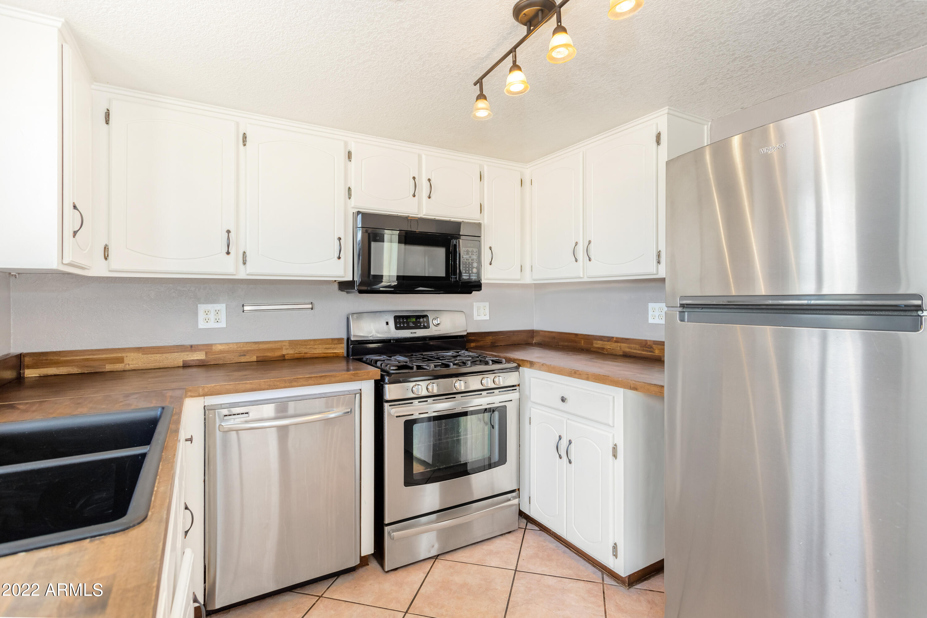 TRACT UNIT 115 AMD - Residential