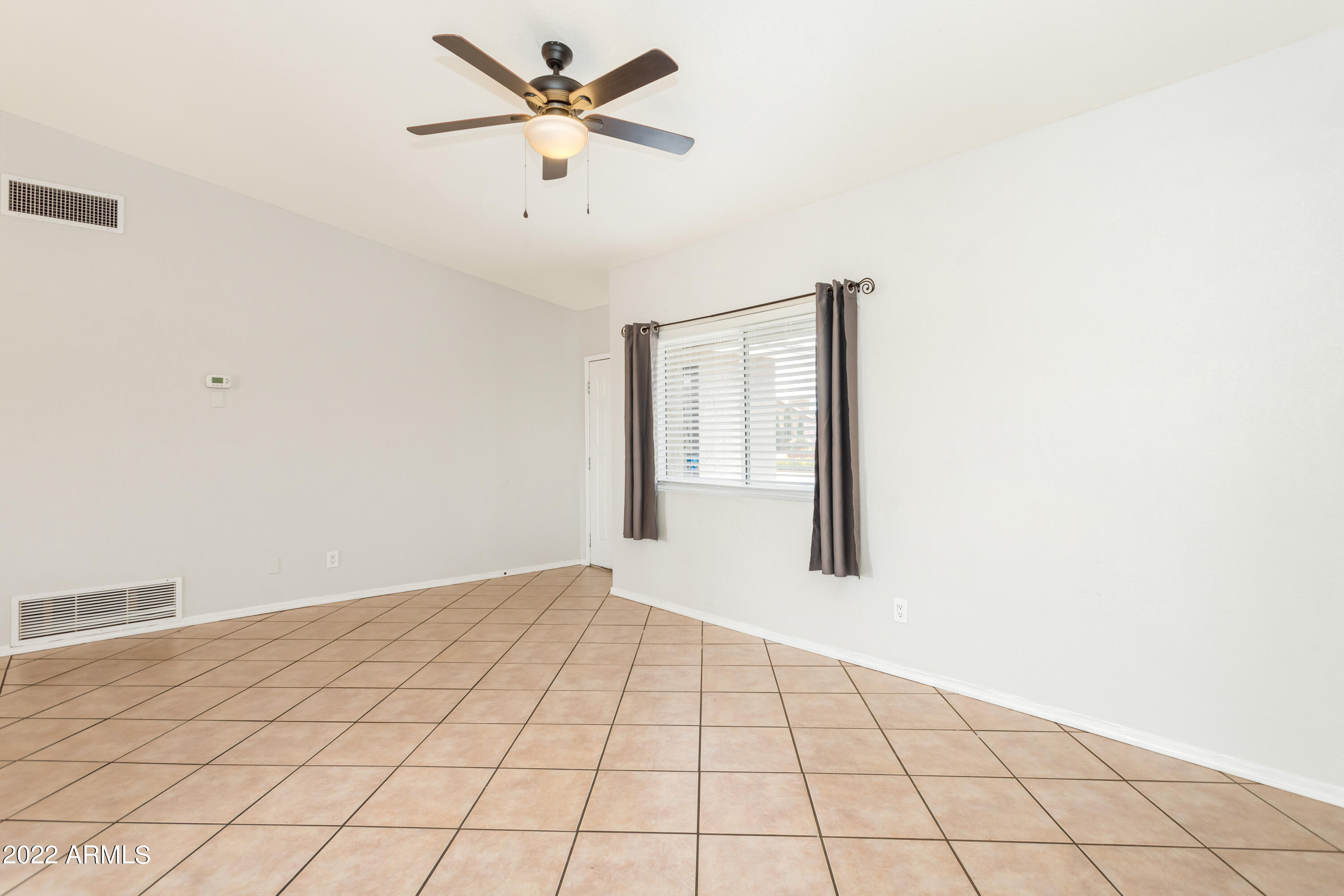 TRACT UNIT 115 AMD - Residential