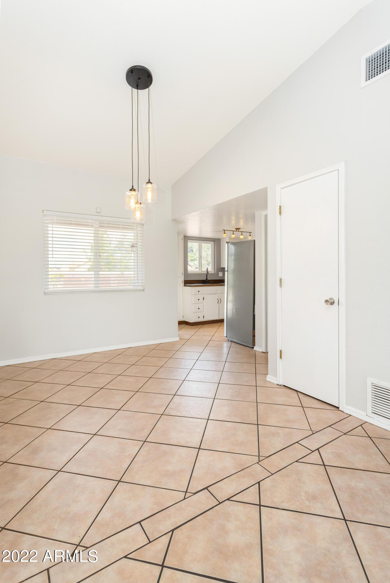 TRACT UNIT 115 AMD - Residential