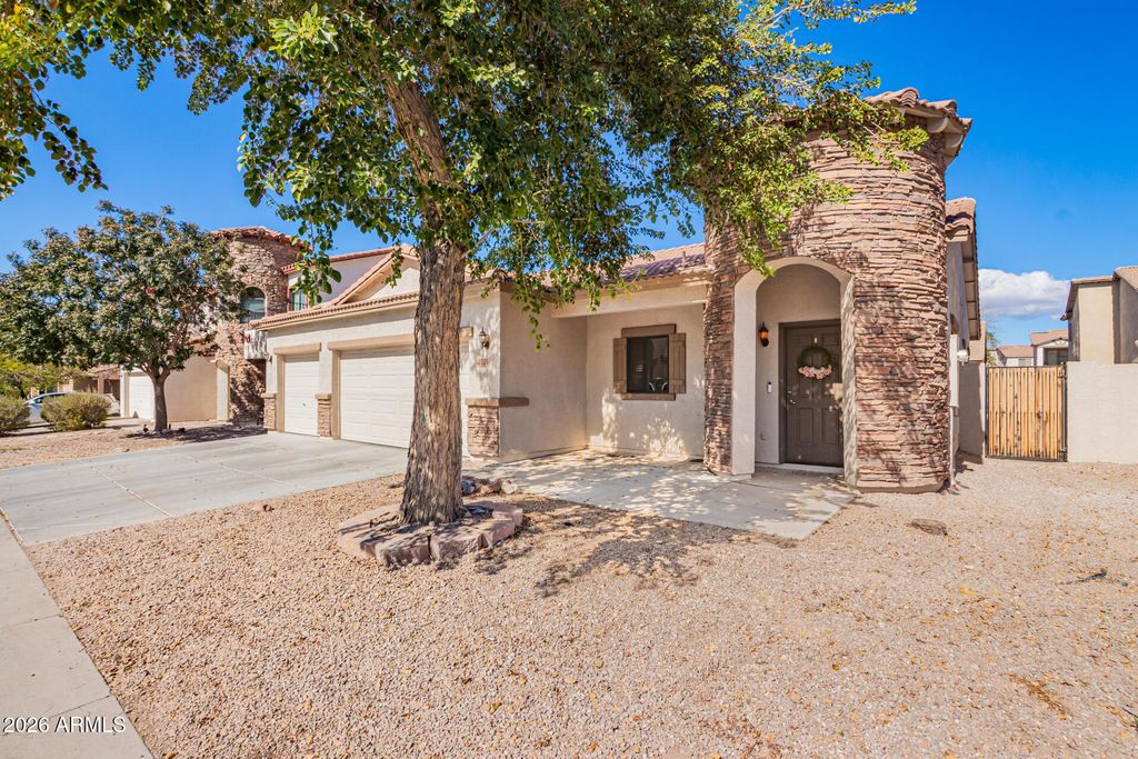 Photo of 2328 E Greenlee Avenue, Apache Junction, AZ 85119 (MLS # 6986839)