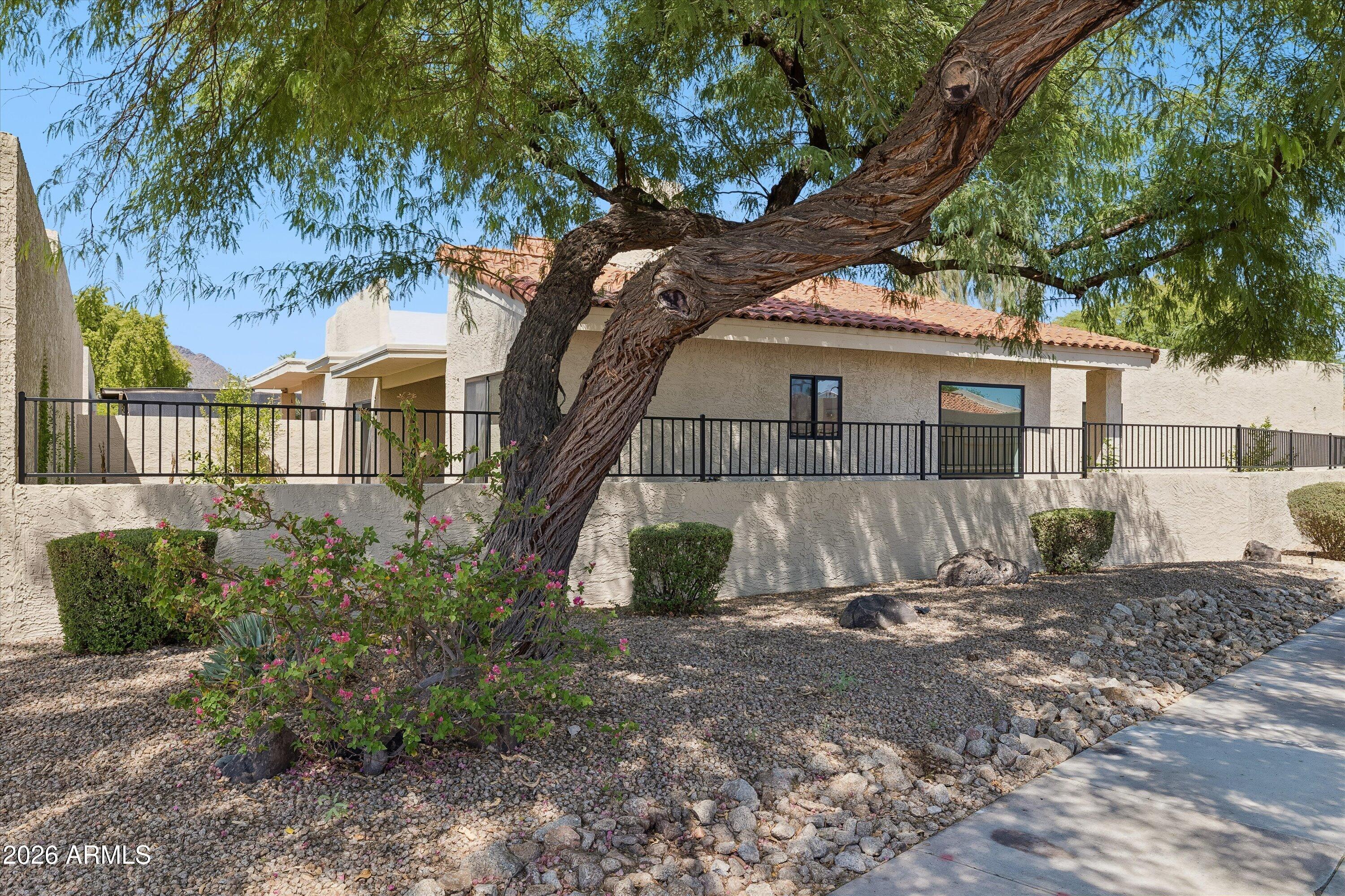 7817 E SANDALWOOD Drive